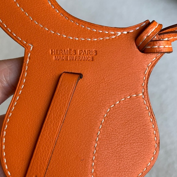Hermès paddock saddle bag charm - Picture 4 of 5